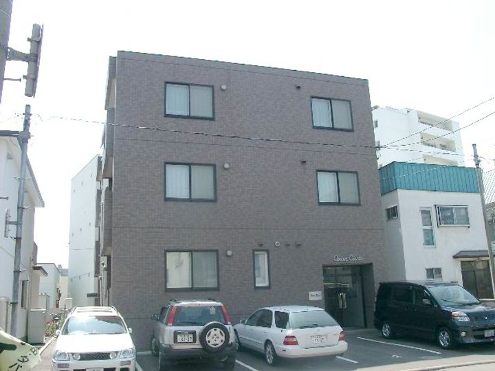 北海道札幌市白石区菊水四条2丁目の賃貸マンションの外観