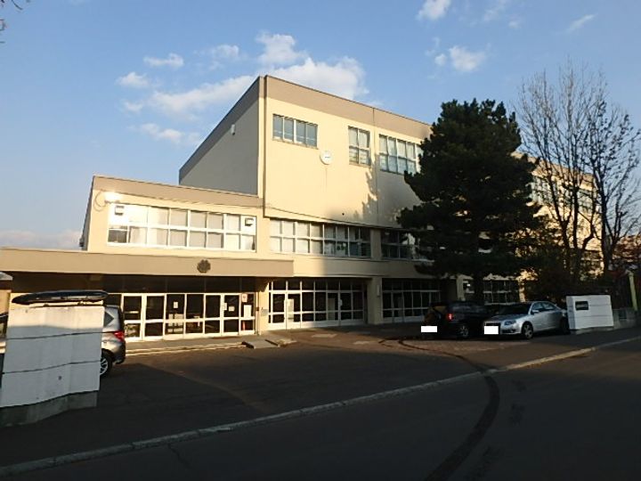北海道札幌市白石区菊水六条2丁目の賃貸アパートの周辺