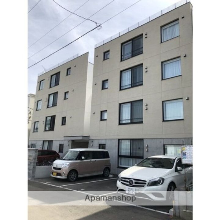 北海道札幌市豊平区月寒西二条6丁目の賃貸マンションの外観