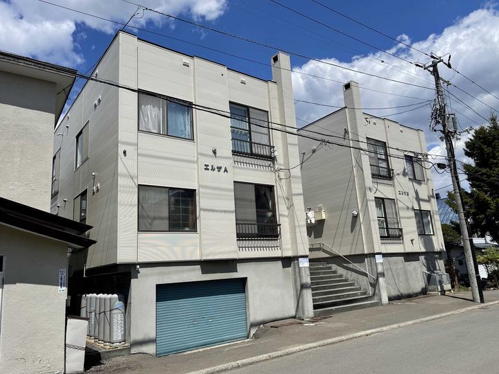 エルザB202の外観