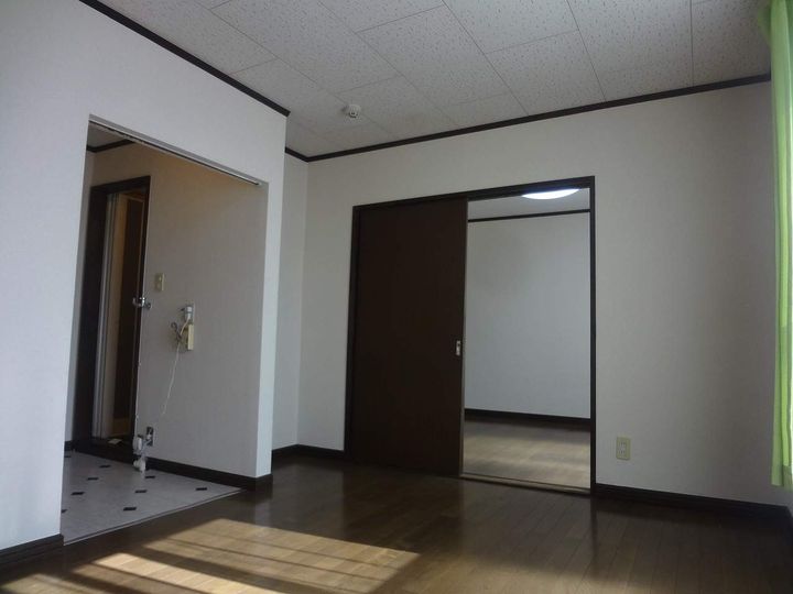 レスポール205の居間