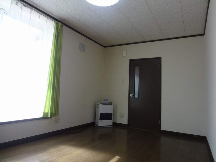 レスポール205の居間