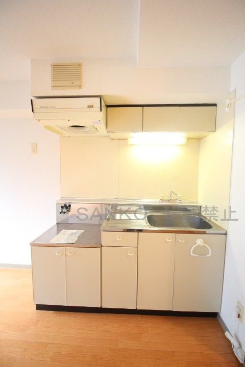 ラフォーレ50402のキッチン