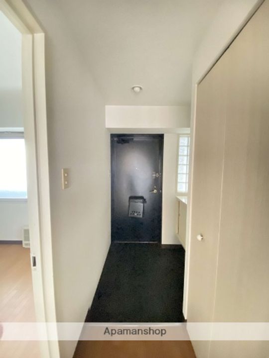 カナルハイツの玄関