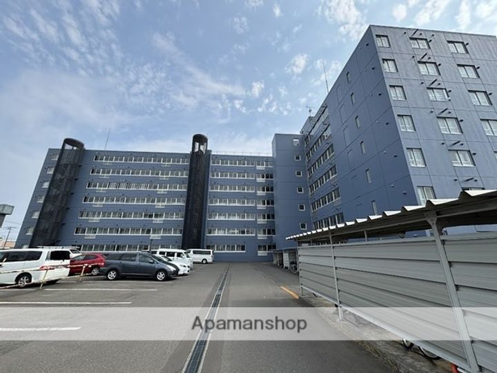 カナルハイツの外観