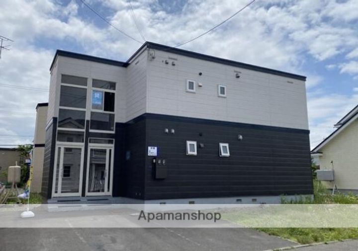 北海道札幌市北区あいの里一条4丁目の賃貸アパートの外観