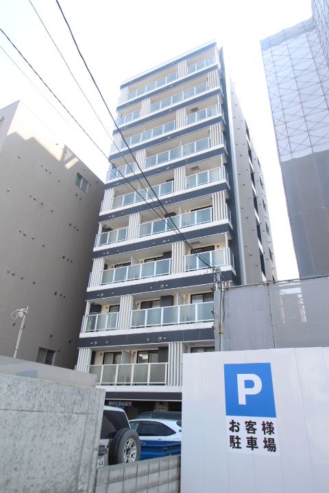 ブランノワールN13.EXE406の外観