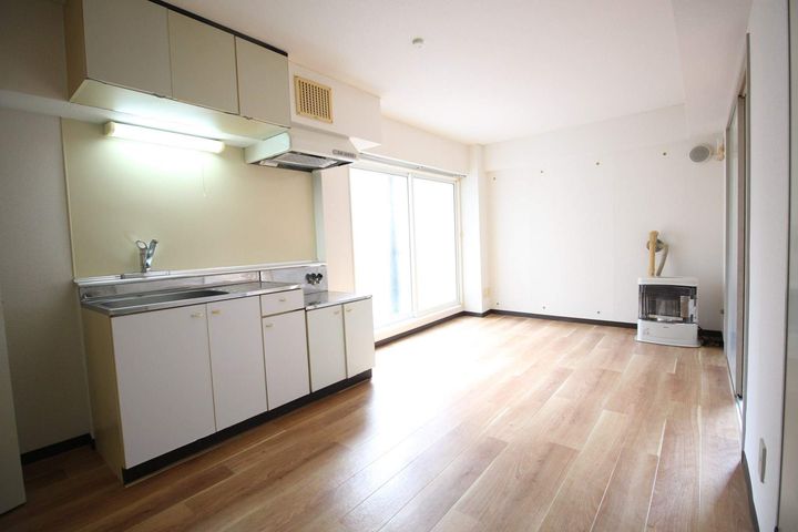 ラフォーレ48305の居間