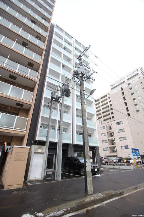 スペチアーレ札幌の外観