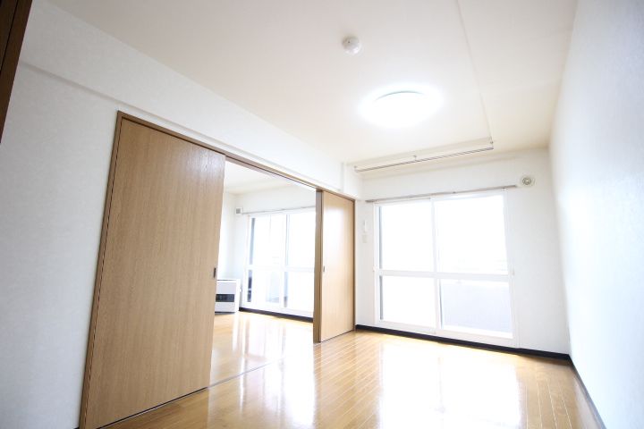 シャルル壱番館302の内装