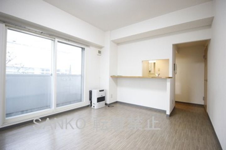 コートS&R407の居間