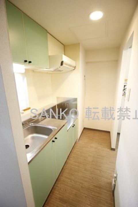 コートS&R407のキッチン