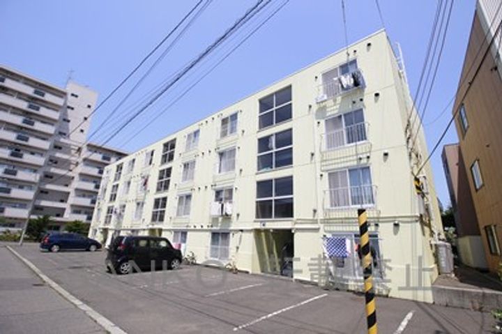 アルファコスモ伏古公園00202の外観