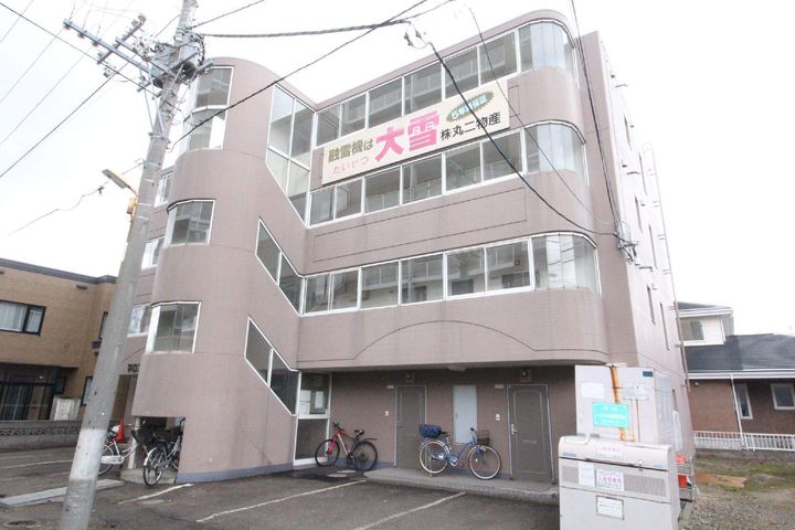 マロンハイデンス102の外観