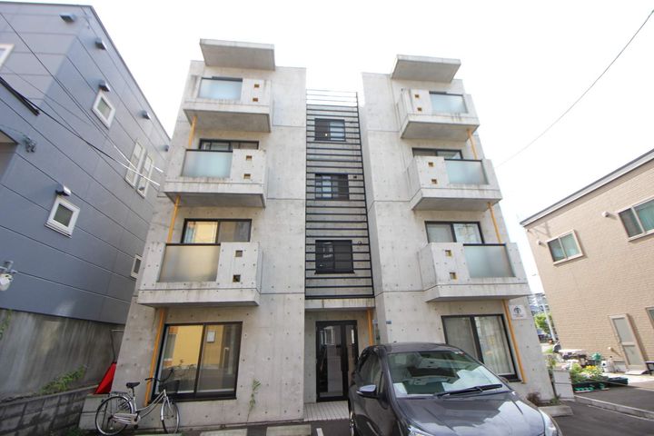 ソティーヌN260201の外観