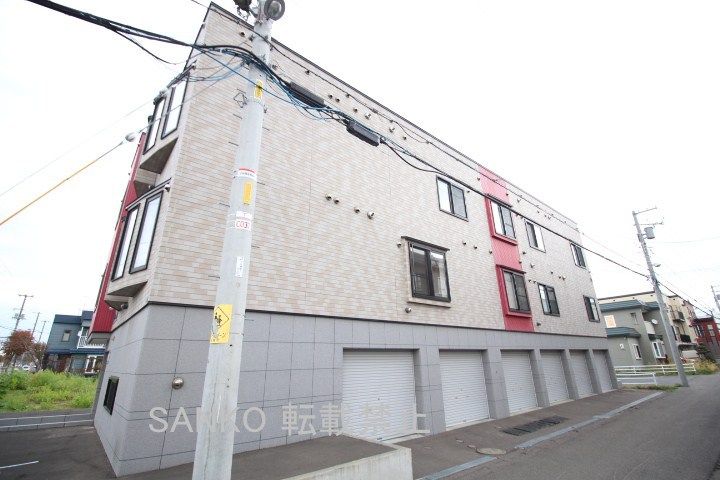 LEE SPACE 北48条103の外観