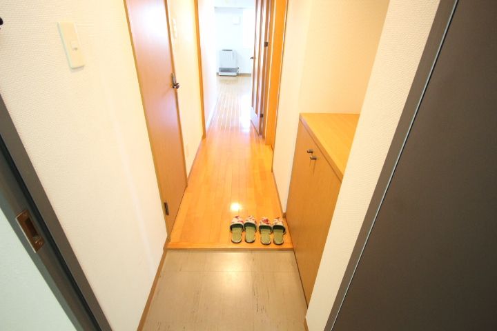 ライブグレースの玄関