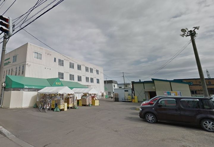 アドラブール301の周辺