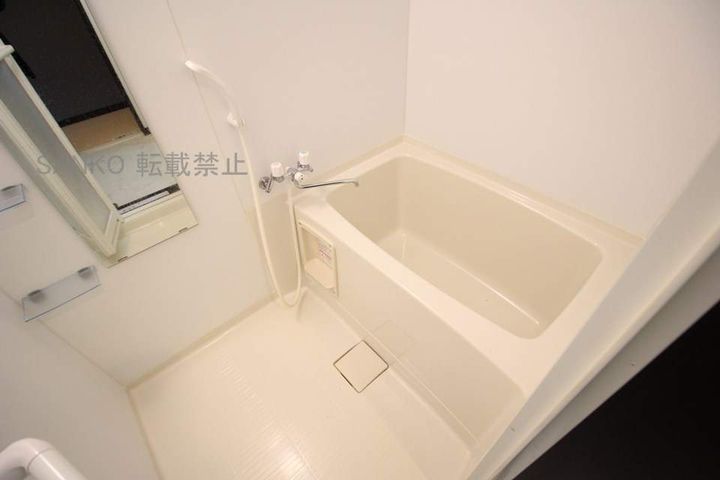 レユシール六番館201の風呂