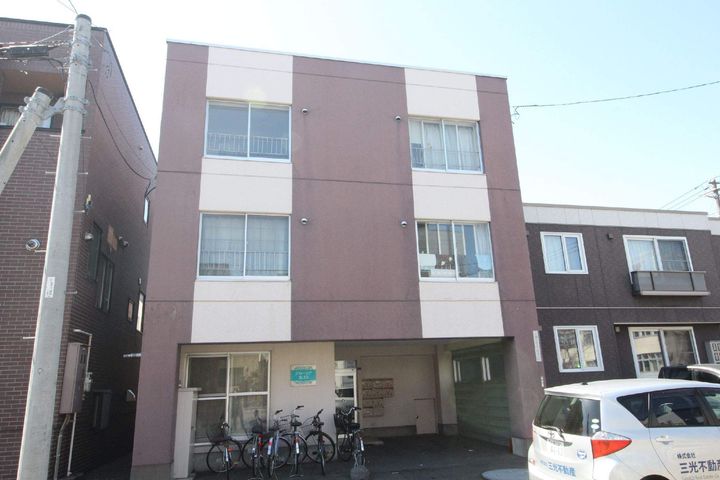 グローリア北32202の外観