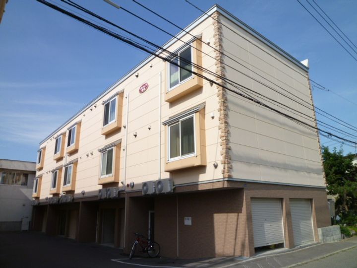 レモンハイツ篠路の外観