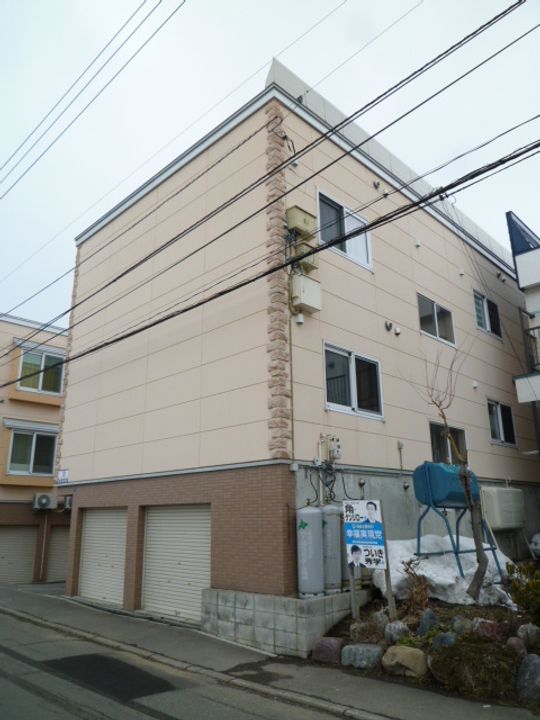 レモンハイツ篠路の外観