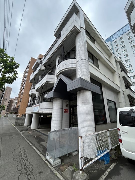 サンルート101の外観