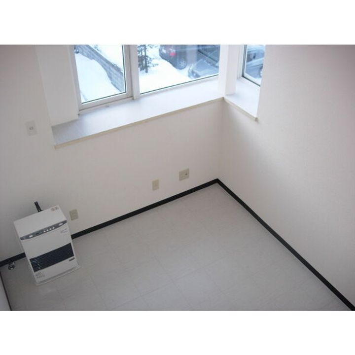 メゾン石狩B棟202の居間