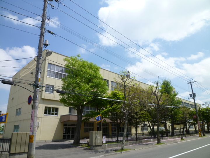 北海道札幌市北区北十九条西3丁目の賃貸アパートの周辺