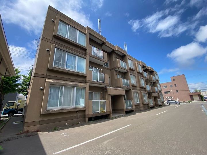 ディア東苗穂弐番館0104の外観