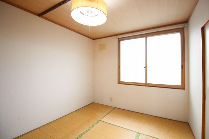 パレーシャル三和の内装