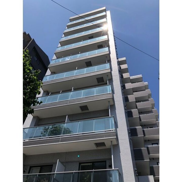 アストリア北大前の外観