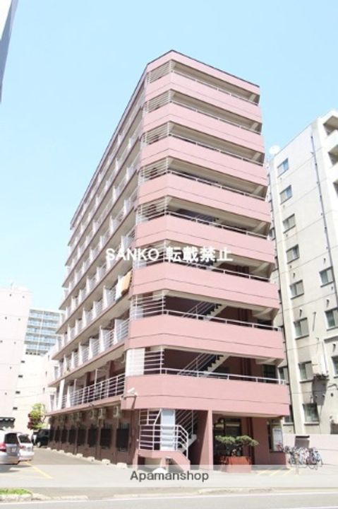 北海道札幌市北区北十三条西4丁目の賃貸マンションの外観