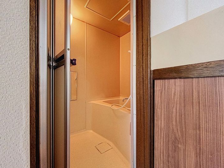 エビスパレス本町A202の風呂