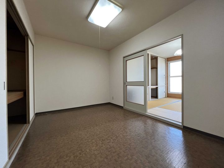 北海道札幌市北区北二十五条西16丁目の賃貸アパートの内装