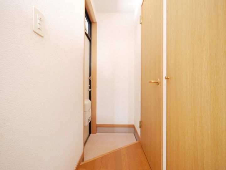 フォレスト31201の玄関