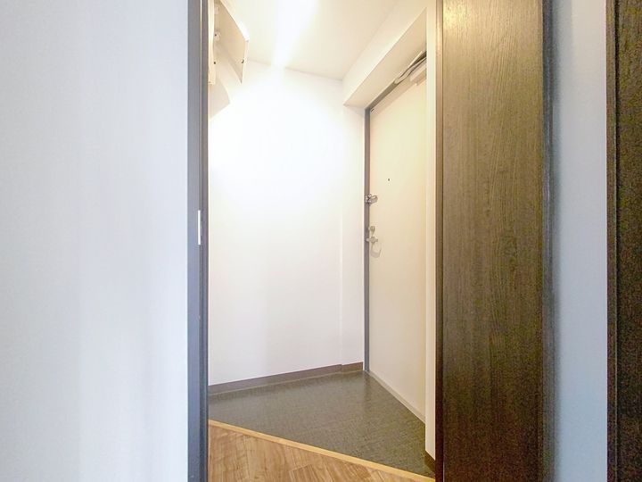 GRACE豊平203の玄関