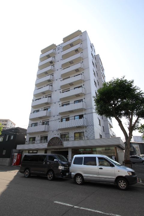 K’S STAGE ASAHIMACHI208の外観