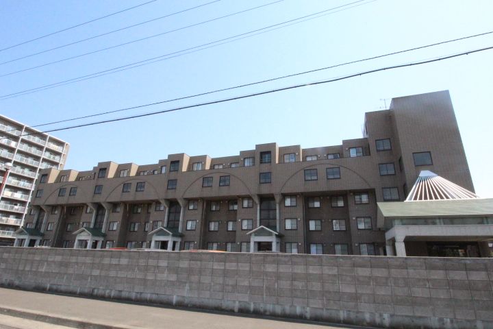 北海道札幌市東区北四十条東18丁目の賃貸マンションの外観