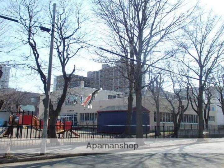 北海道札幌市東区北十一条東3丁目の賃貸アパートの周辺