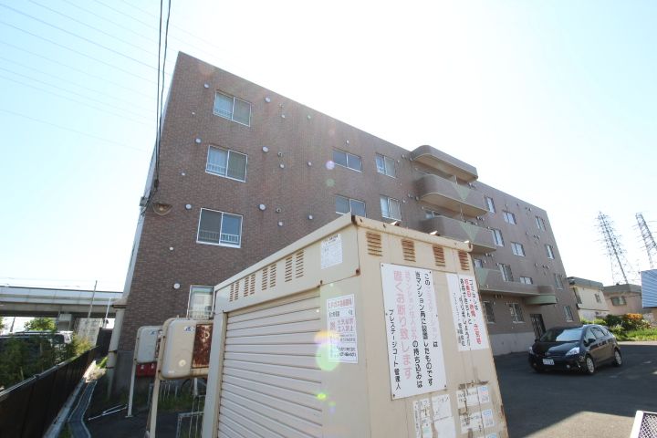 プレステージコート203の外観
