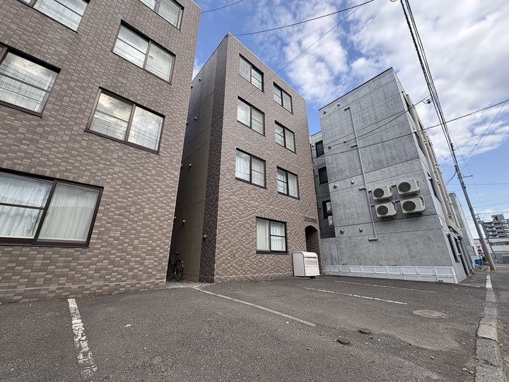 アイアール麻生IIIの外観