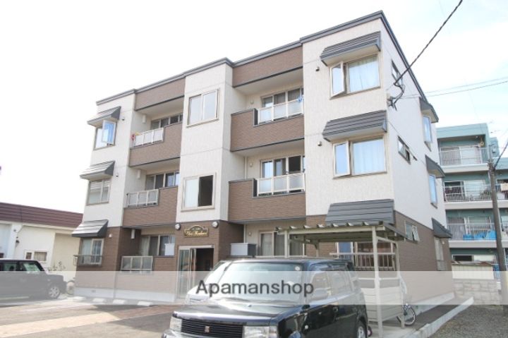 クレール新川の外観