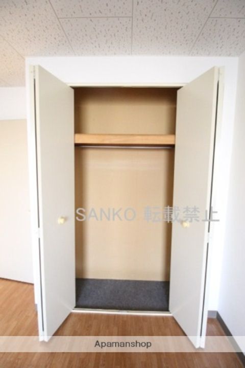 北海道札幌市東区北三十二条東9丁目の賃貸マンションの内装