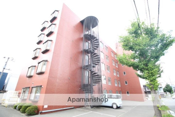 北海道札幌市東区北三十二条東9丁目の賃貸マンションの外観