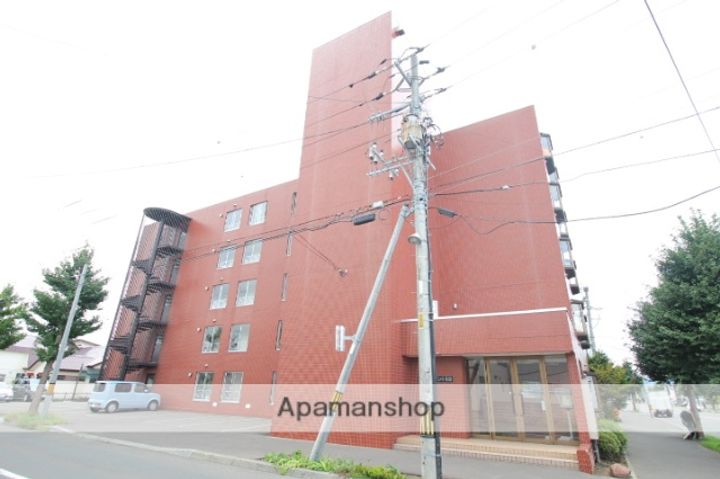 北海道札幌市東区北三十二条東9丁目の賃貸マンションの外観