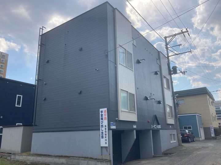 ハーモニー北18条102の外観