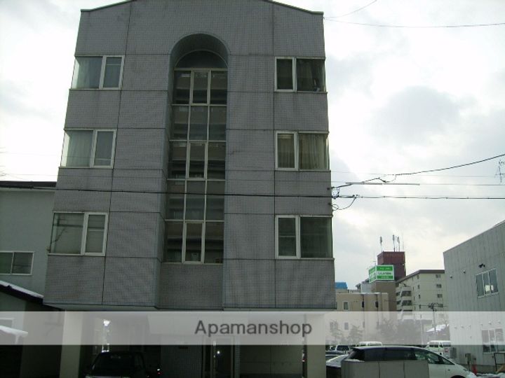 北海道札幌市東区北九条東2丁目の賃貸マンションの外観