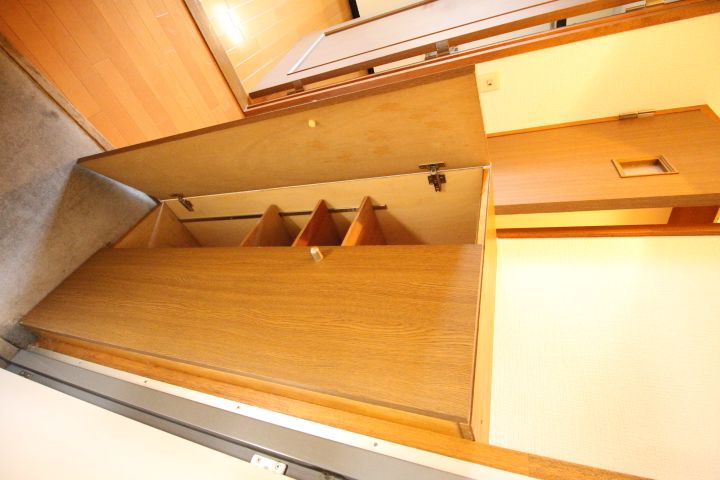 ニューセリーヌ203の内装