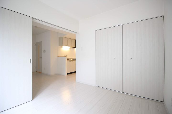 FEERIQUE(フェリーク)403の内装